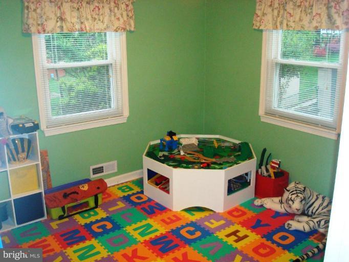2314 Homestead Drive Silver Spring, MD 20902 - Photo 15 of 27 Bedroom #2