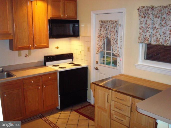 2314 Homestead Drive Silver Spring, MD 20902 - Photo 5 of 27 Kitchen #2
