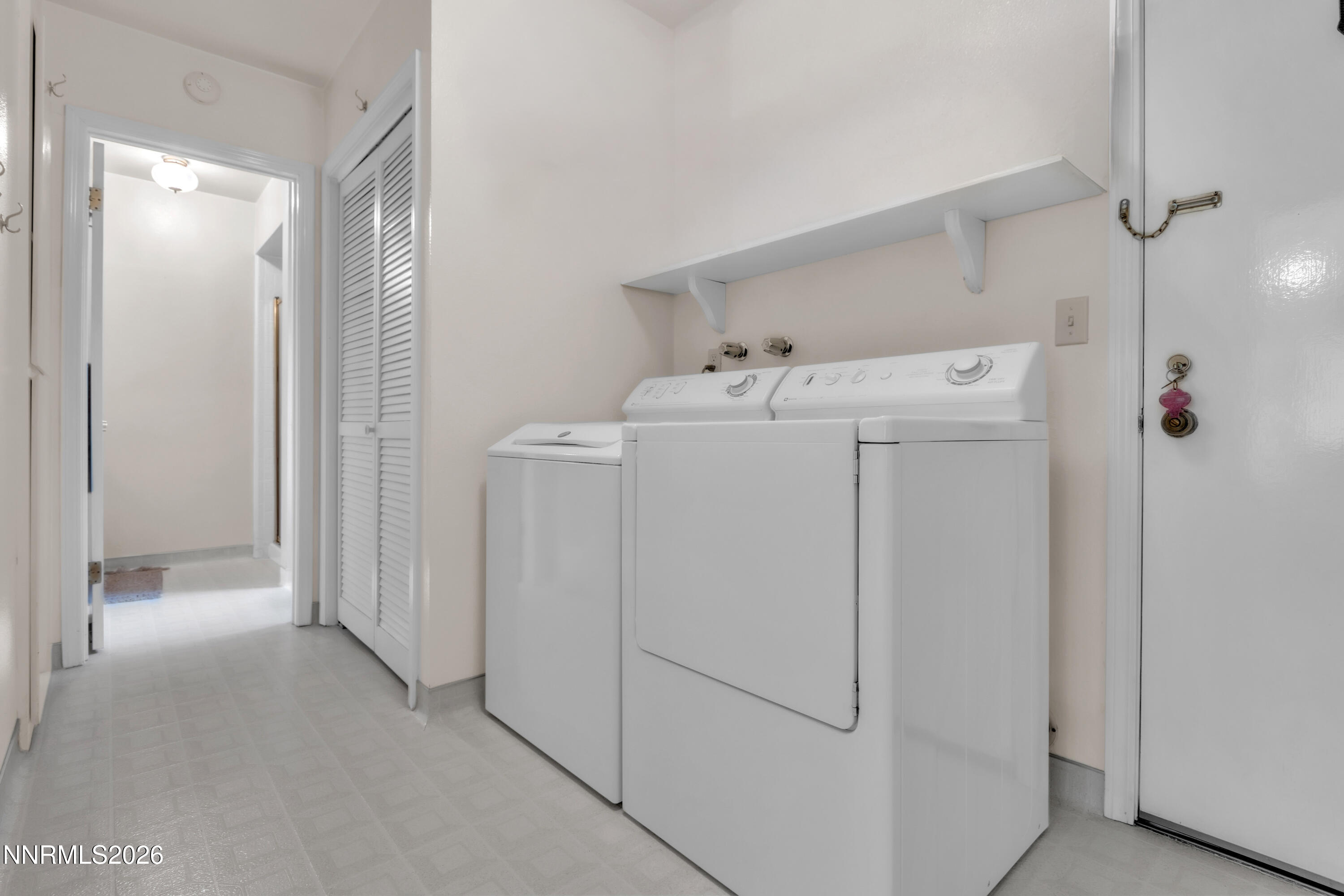 2265 Lindley Way Reno, NV 89509 - Photo 34 of 56 Laundry and Bath 3