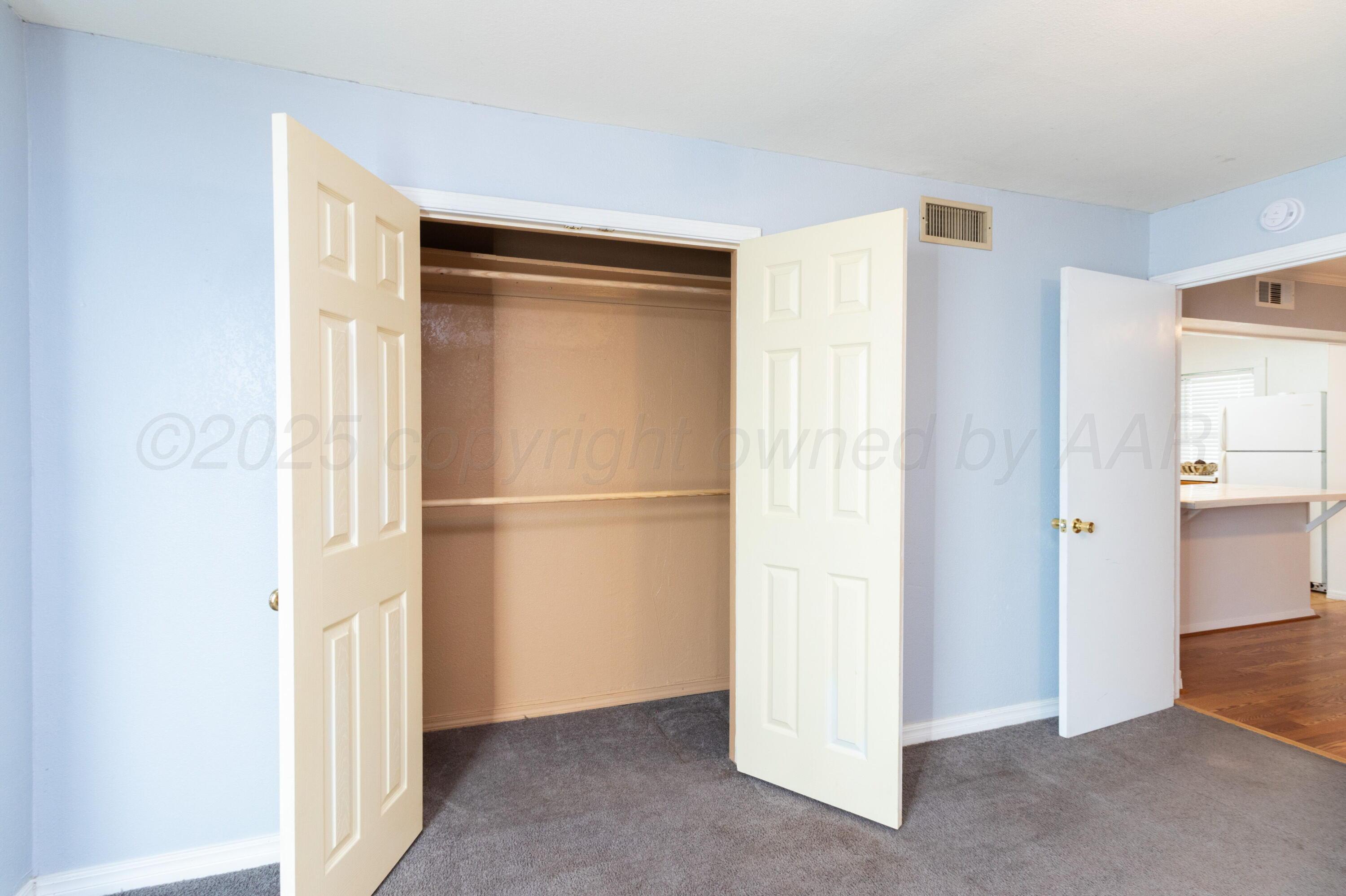 4613 Parker Street Amarillo, TX 79110 - Photo 15 of 26 Primary closet