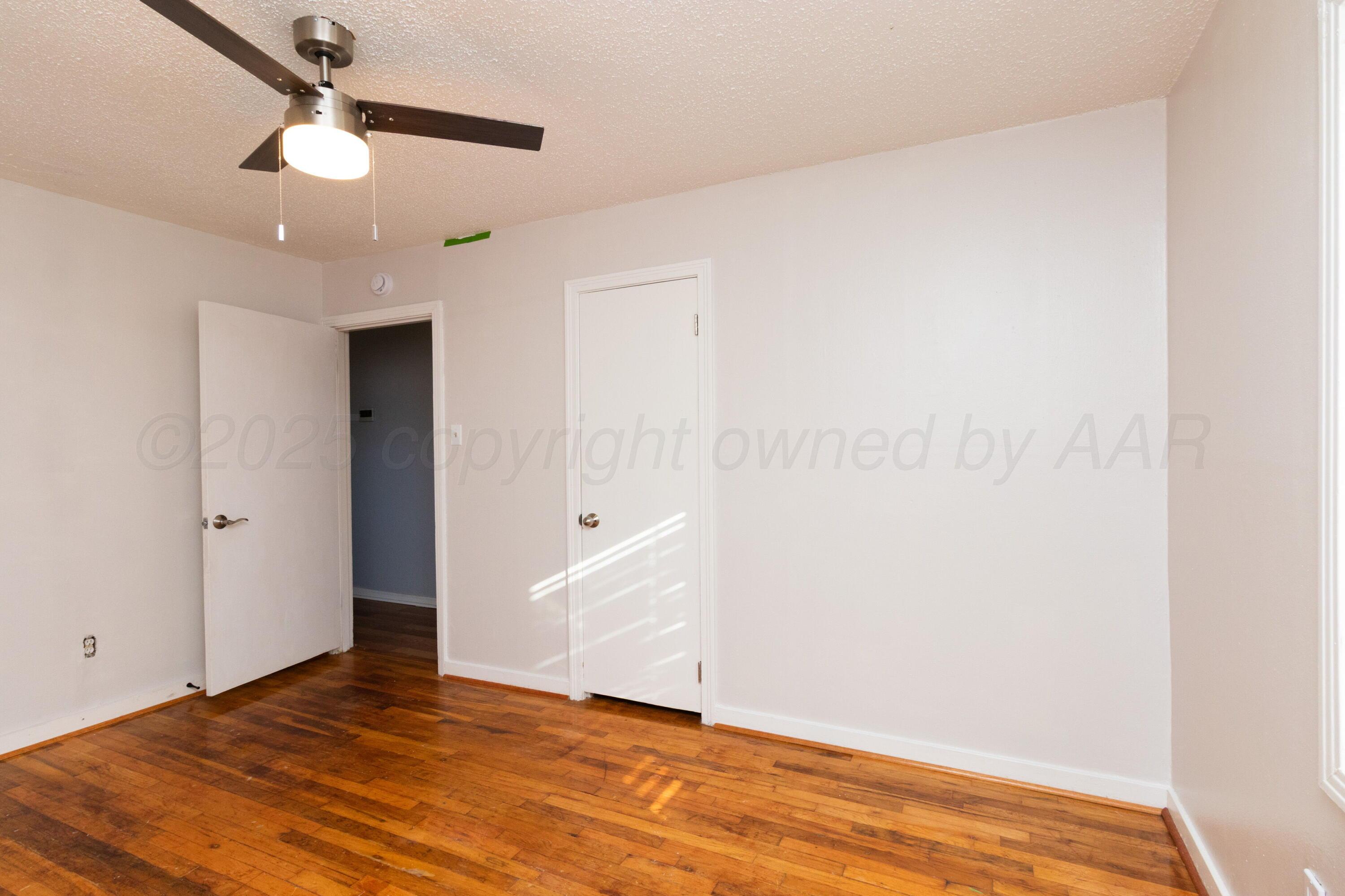 4613 Parker Street Amarillo, TX 79110 - Photo 21 of 26 Bedroom 3