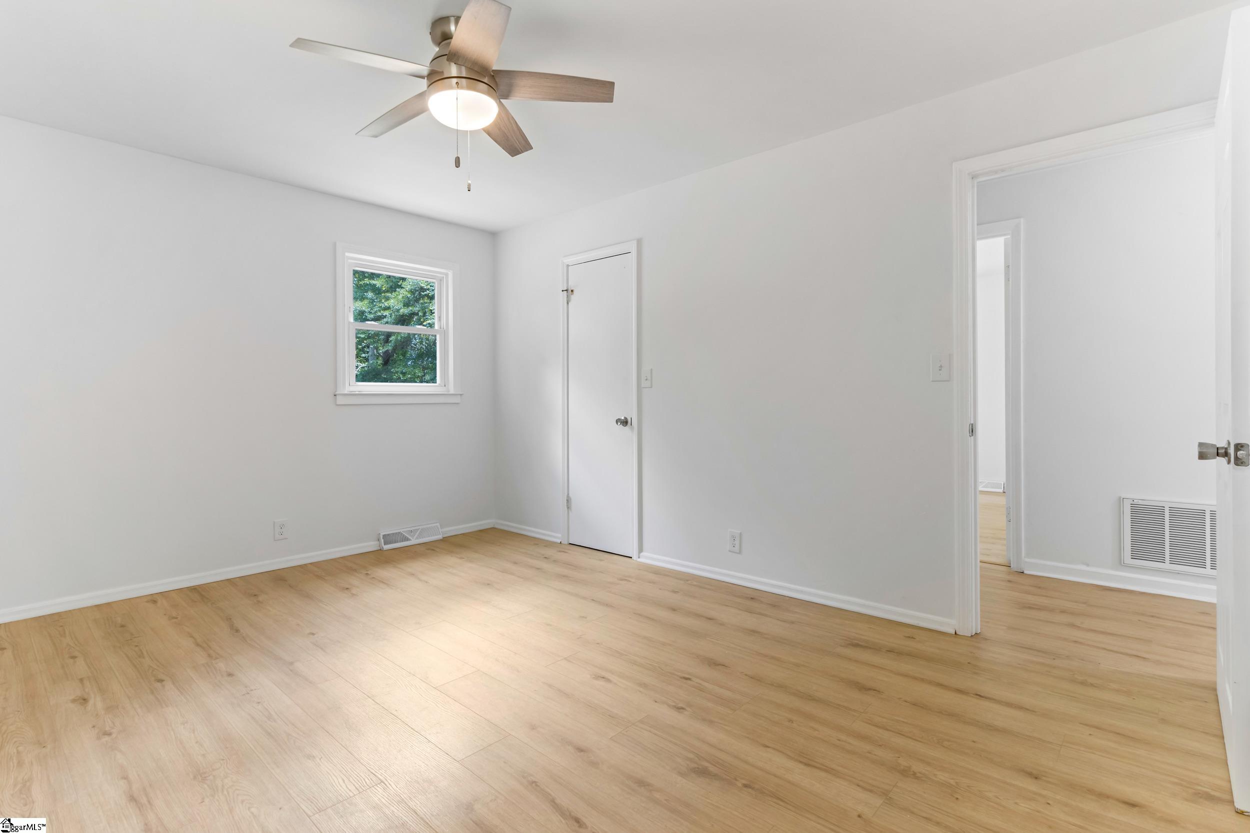 157 Botany Slopes Road Piedmont, SC 29673 - Photo 14 of 34