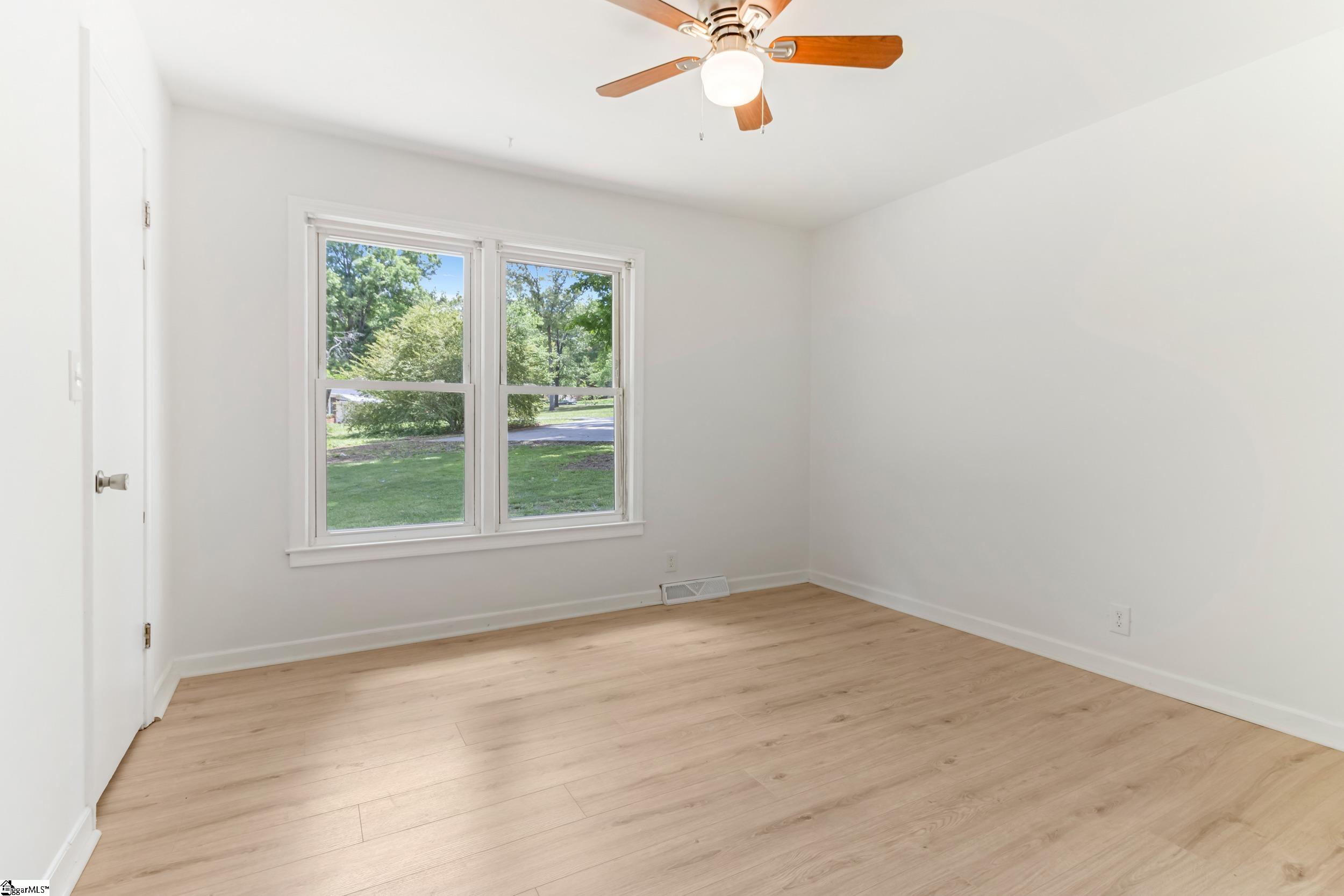 157 Botany Slopes Road Piedmont, SC 29673 - Photo 21 of 34