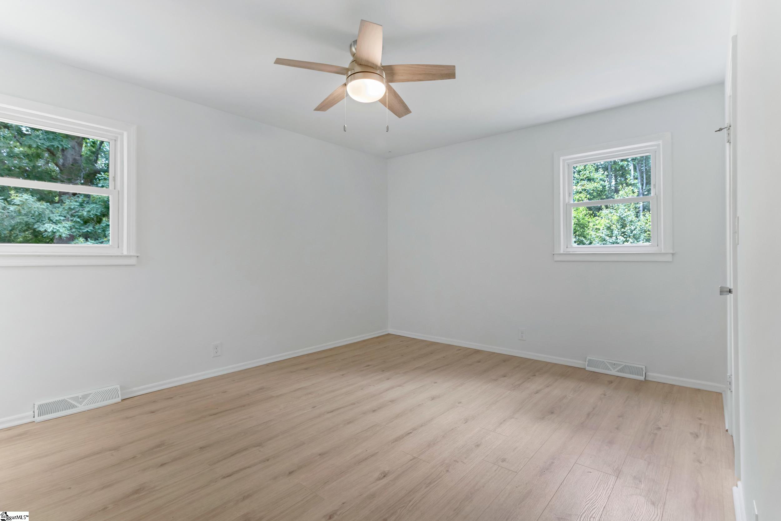 157 Botany Slopes Road Piedmont, SC 29673 - Photo 23 of 34