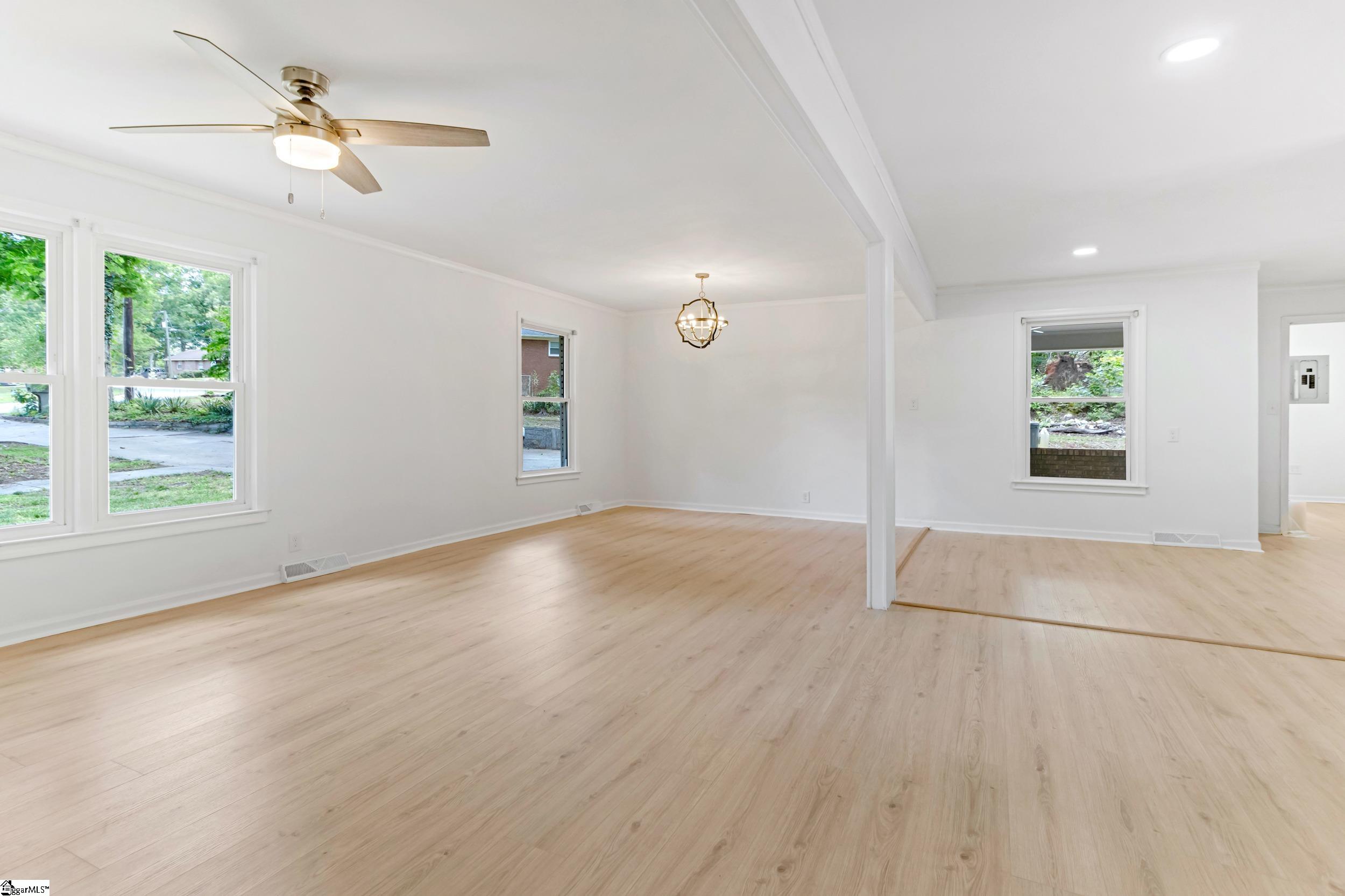 157 Botany Slopes Road Piedmont, SC 29673 - Photo 6 of 34