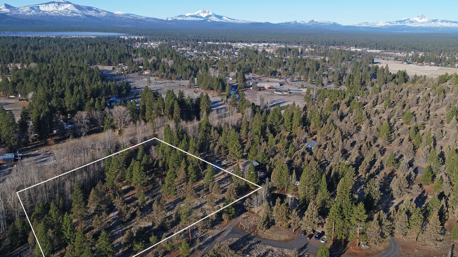 16235 Riata Court Sisters, OR 97759 - Photo 21 of 21 2.5 miles by paved road to the Sisters Eagle Airport and 3.5 miles to Downtown Sisters, Oregon shopping, restaurants and events.