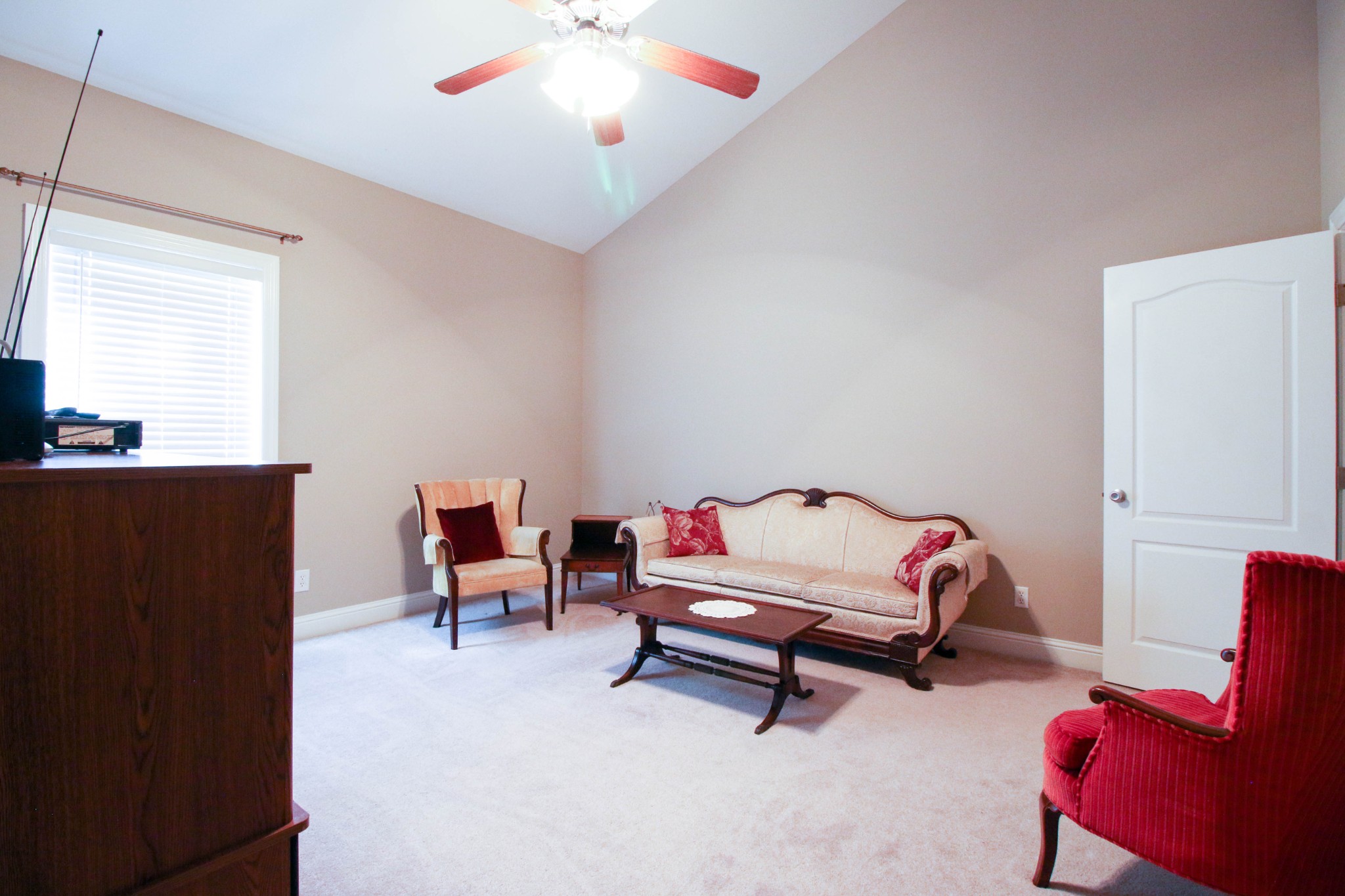 1783 Friendship Road Cross Plains, TN 37049 - Photo 22 of 24 a bedroom with furniture and a window
