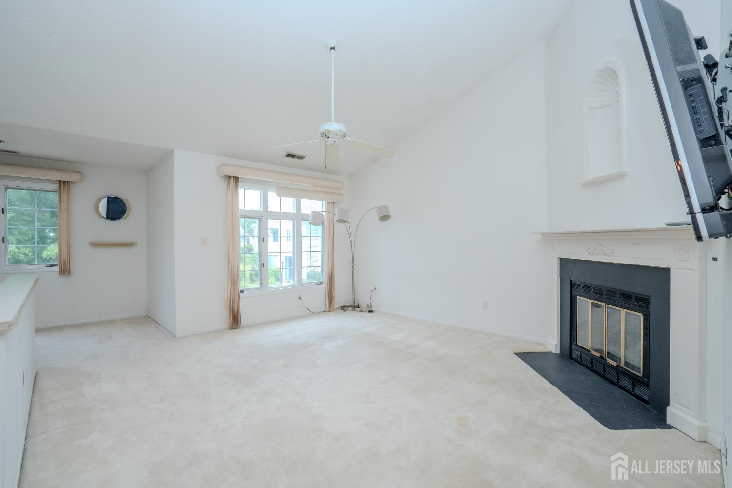 1 Rutland Lane, Unit F Monroe Township, NJ 08831 - Photo 5 of 26