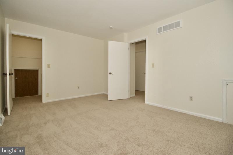 305 Pine Valley Road Dover, DE 19904 - Photo 13 of 37 a view of an empty room