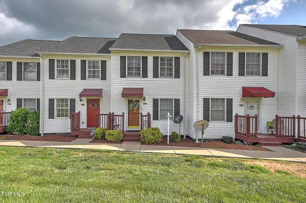 $178,500 | 574 Beaverview Drive, Bristol, VA 24201