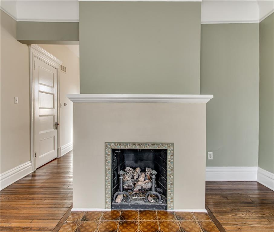 5828 Howe Street Pittsburgh, PA 15232 - Photo 9 of 12 Gallery Image 9