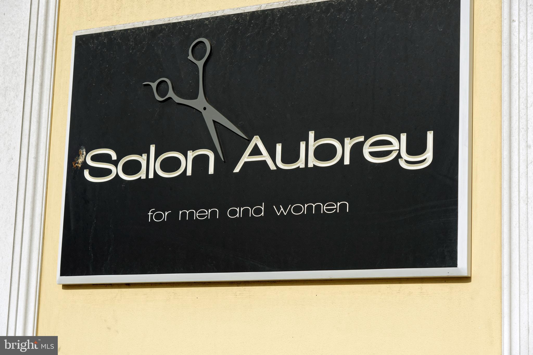 23443 23443-unit A Dover Road Middleburg, VA 20117 - Photo 27 of 41 A great place to have your hair cut