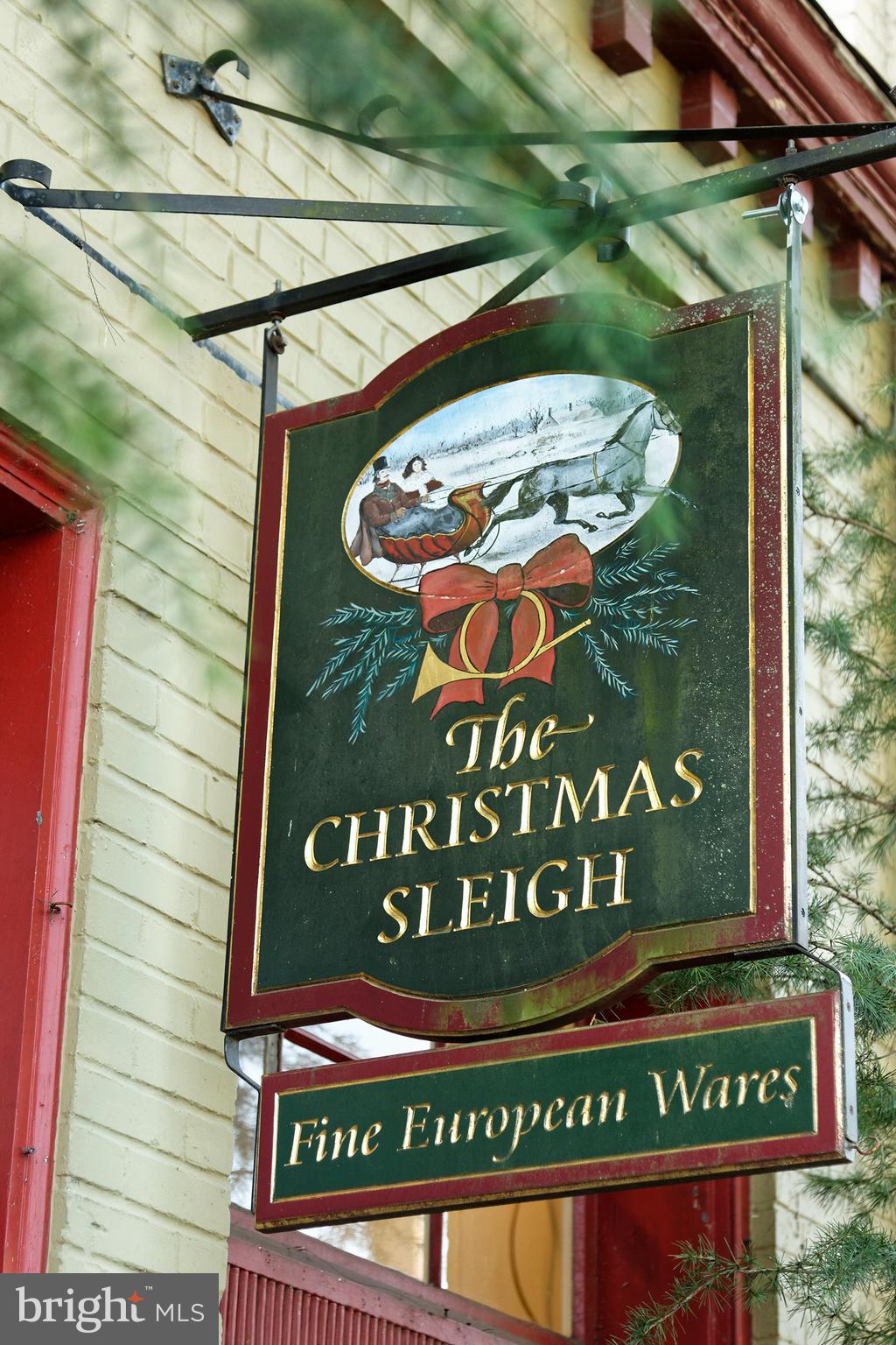 23443 23443-unit A Dover Road Middleburg, VA 20117 - Photo 37 of 41 Year round Christmas shop!