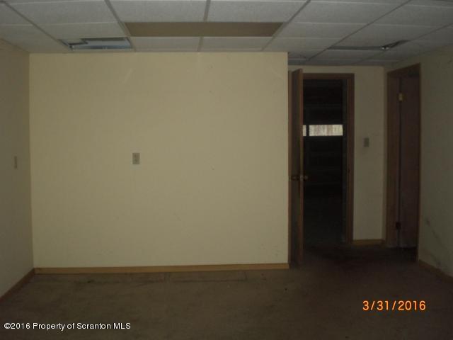 1 Maple Street Moscow, PA 18444 - Photo 11 of 28 Gallery Image 11