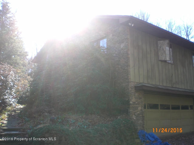 1 Maple Street Moscow, PA 18444 - Photo 2 of 28 Gallery Image 2