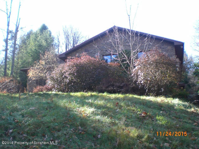 1 Maple Street Moscow, PA 18444 - Photo 3 of 28 Gallery Image 3