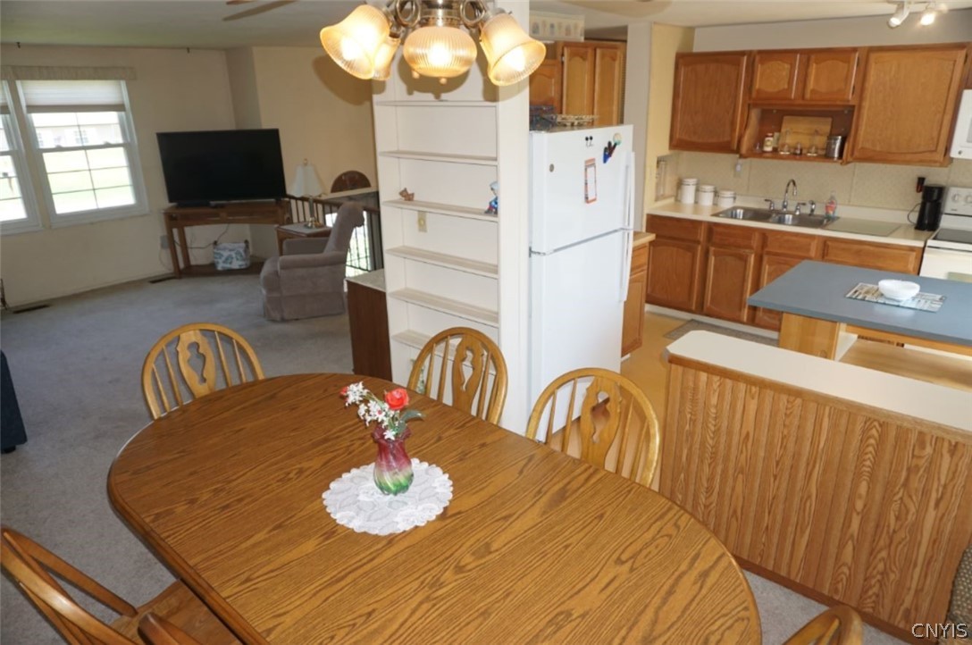 7436 Blumer Road Clay, NY 13088 - Photo 7 of 26