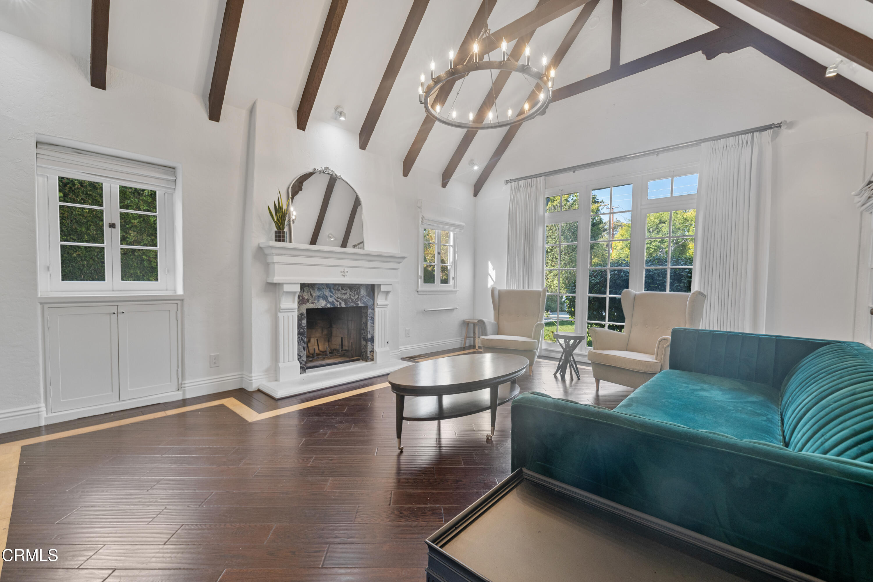 263 San Miguel Road Pasadena, CA 91105 - Photo 4 of 28 5I8A4635