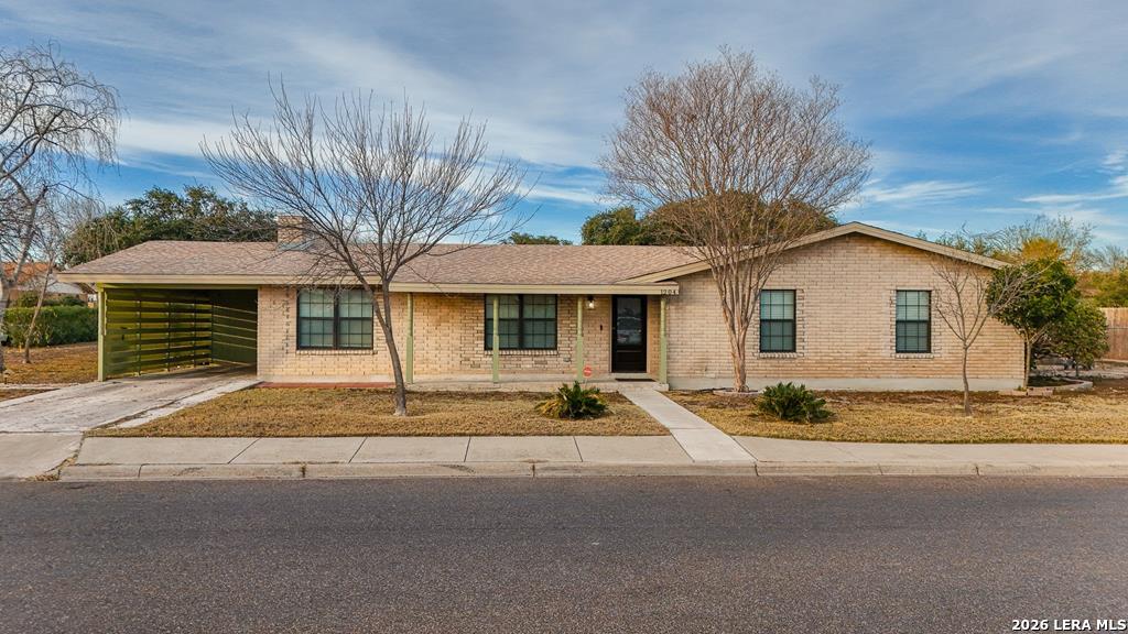 1204 Winding Ridge Drive Eagle Pass, TX 78852 - Photo 1 of 40