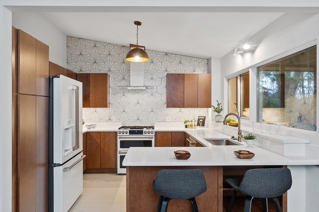 97 Reservation Road Andover, MA 01810 - Photo 15 of 42 Gallery Image 15
