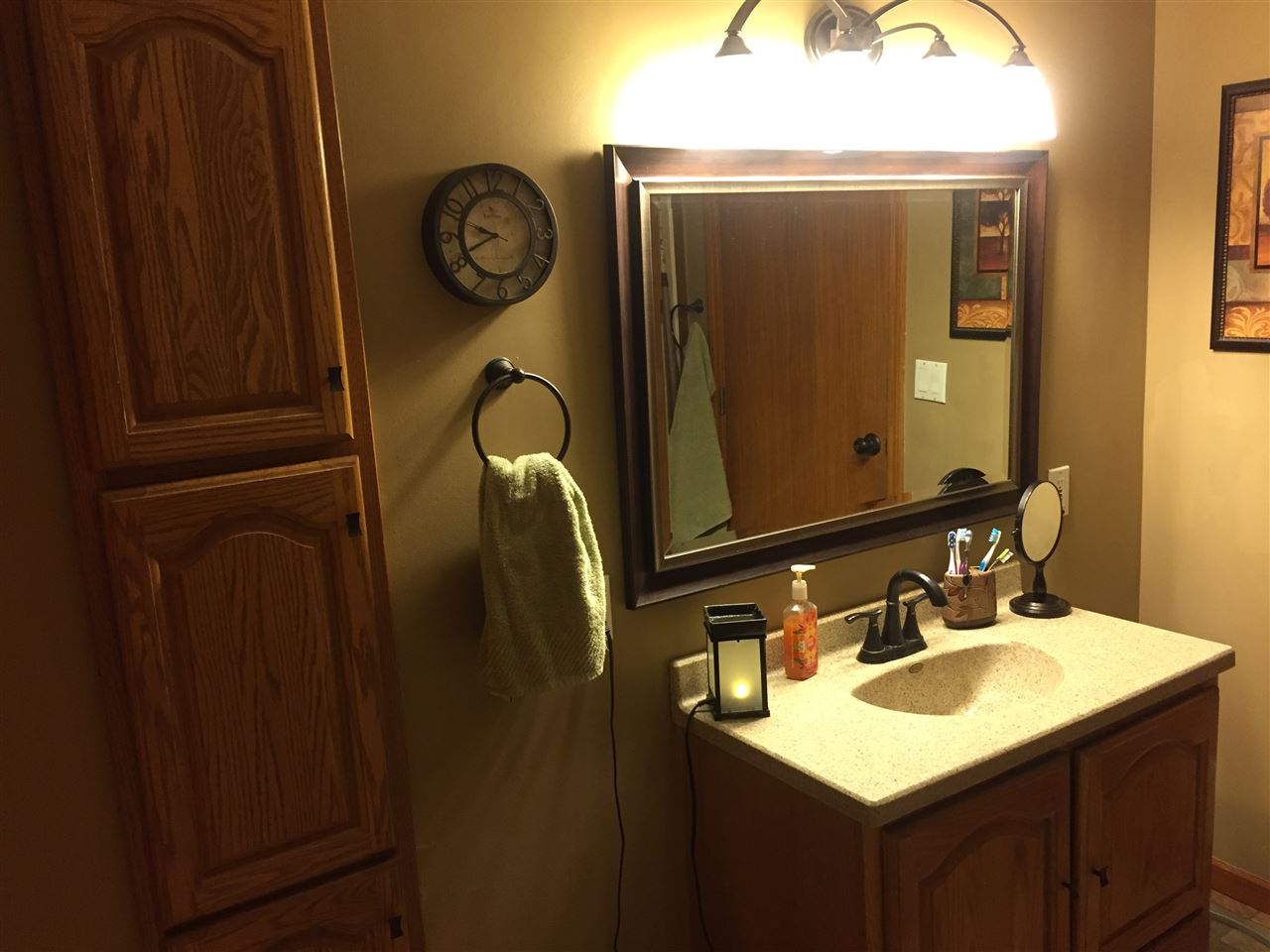 430 North Maple Street Ithaca, MI 48847 - Photo 26 of 59 1839492-25.JPG