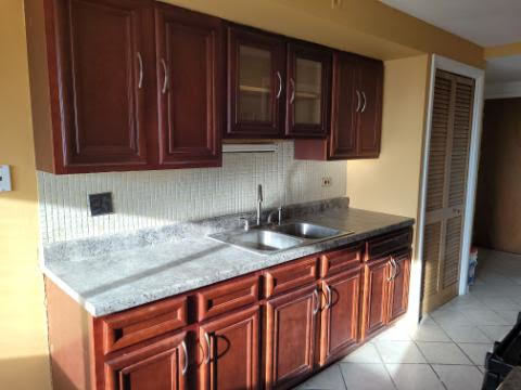 7540 North Ridge Boulevard, Unit 6H Chicago, IL 60645 - Photo 5 of 12 Gallery Image 5