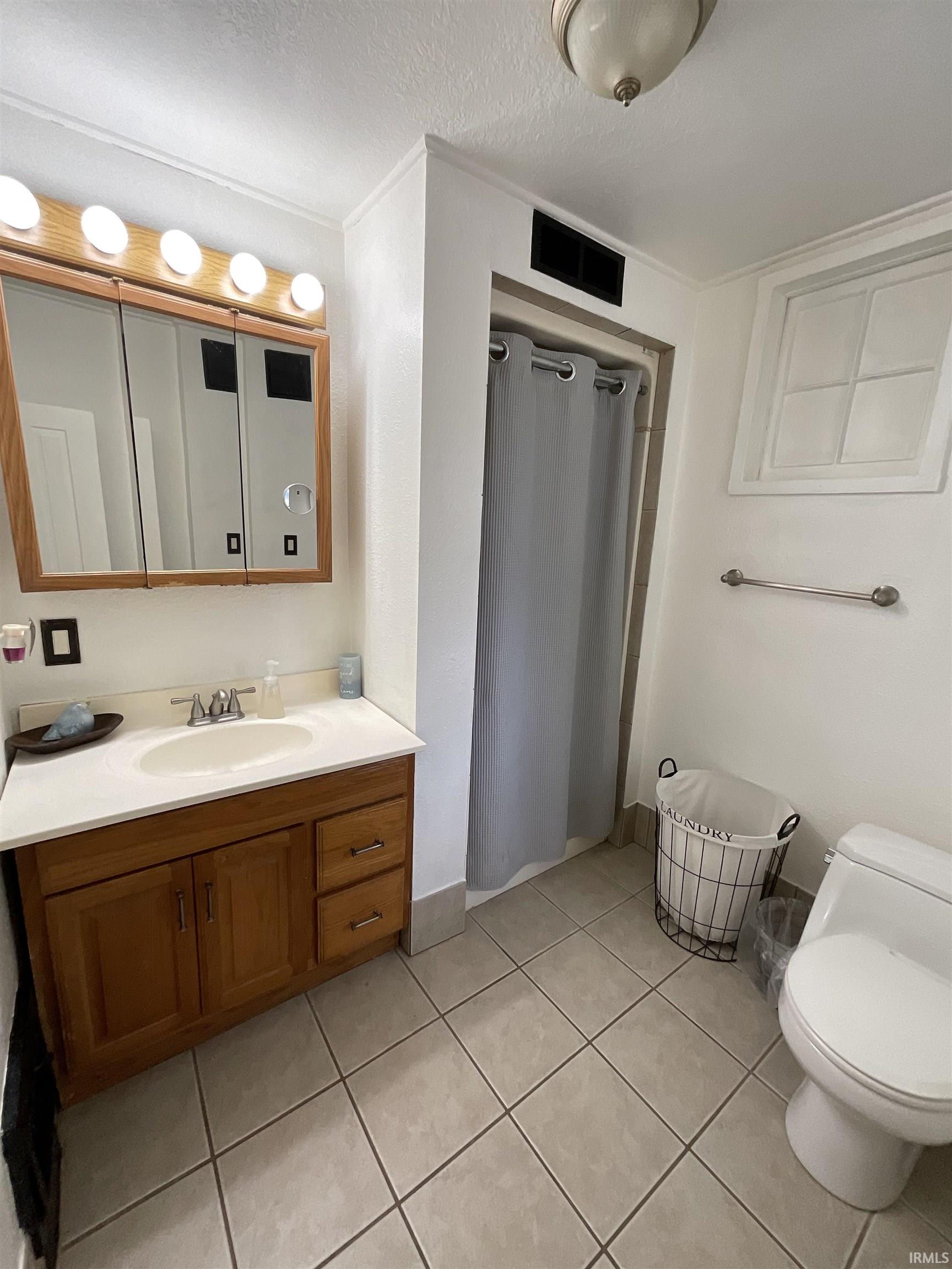 209 East 4th Street Warren, IN 46792 - Photo 20 of 24