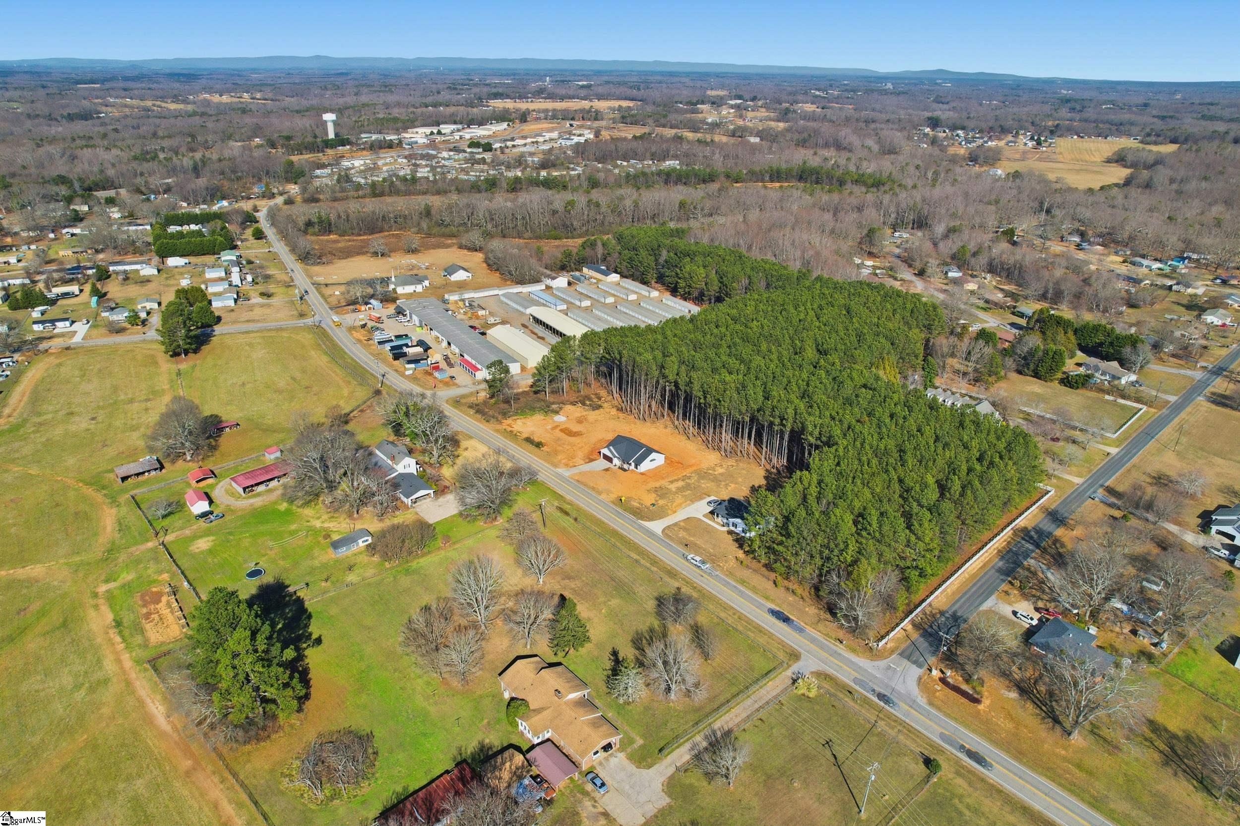 908 Beaverdam Road Williamston, SC 29697 - Photo 32 of 34