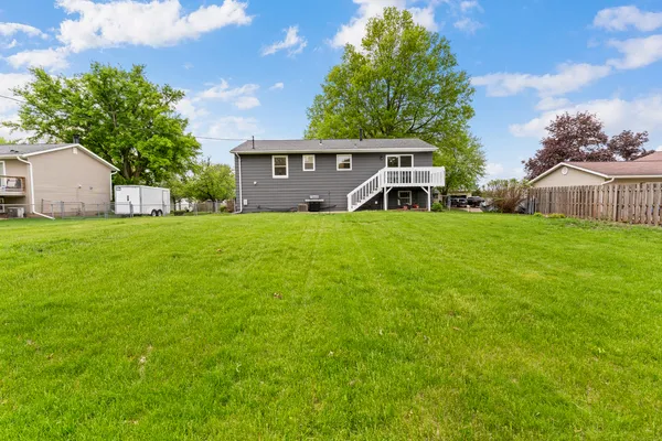$219,900 | 220 Melodie Lane, Colona, IL 61241