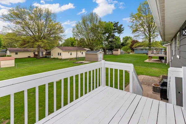 $219,900 | 220 Melodie Lane, Colona, IL 61241