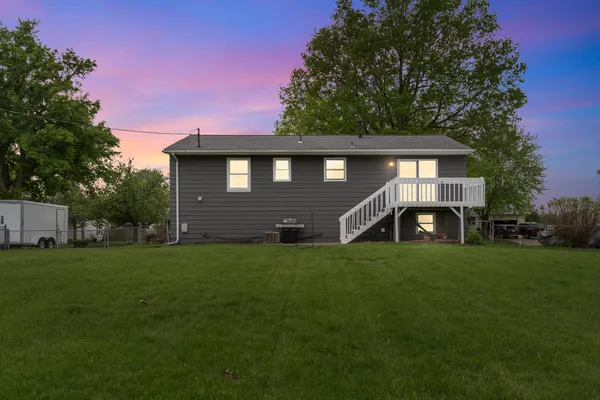 $219,900 | 220 Melodie Lane, Colona, IL 61241
