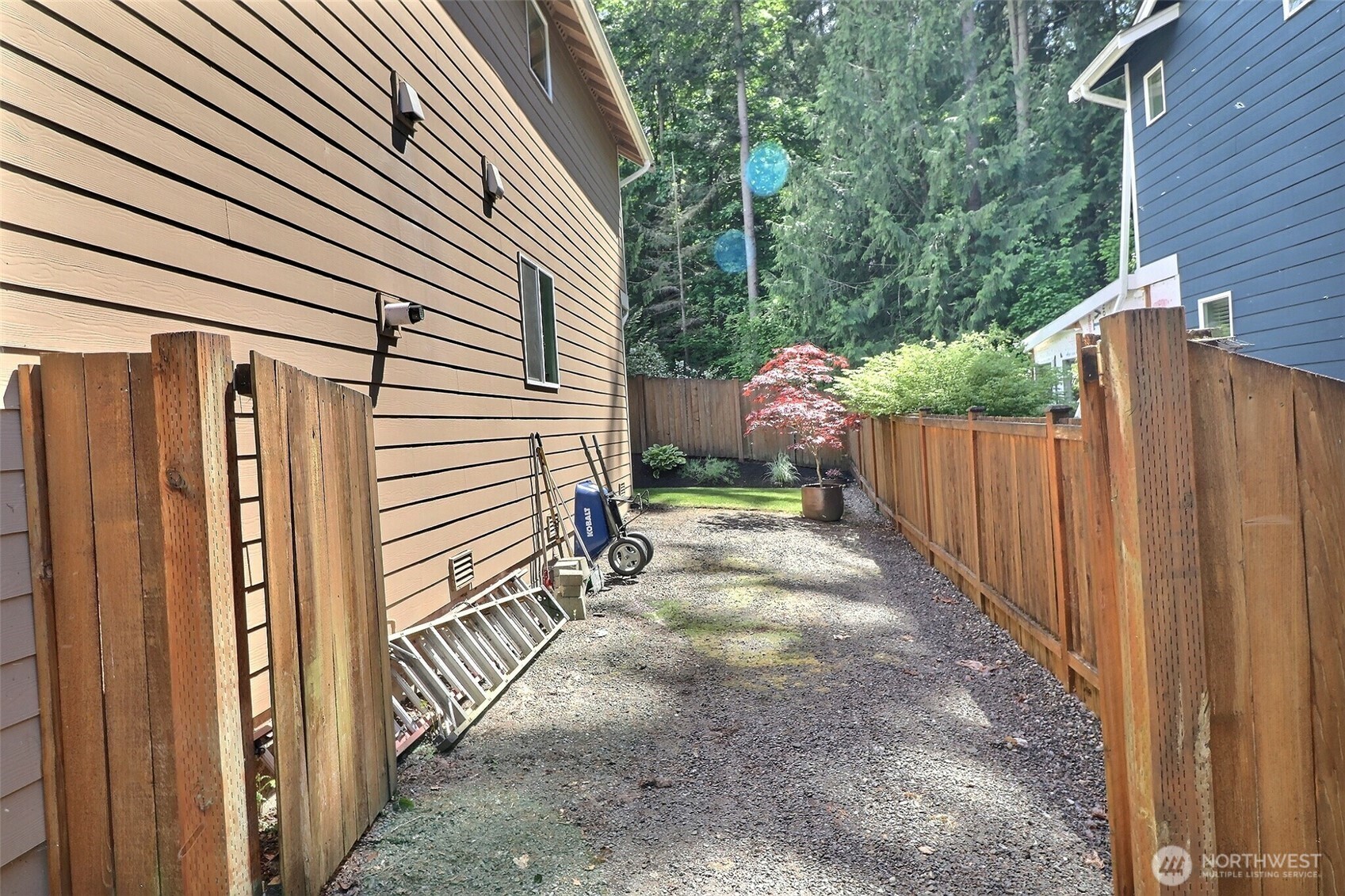 19776 Mountain Ridge Road Southeast Monroe, WA 98272 - Photo 36 of 40 a view of a back yard of the house