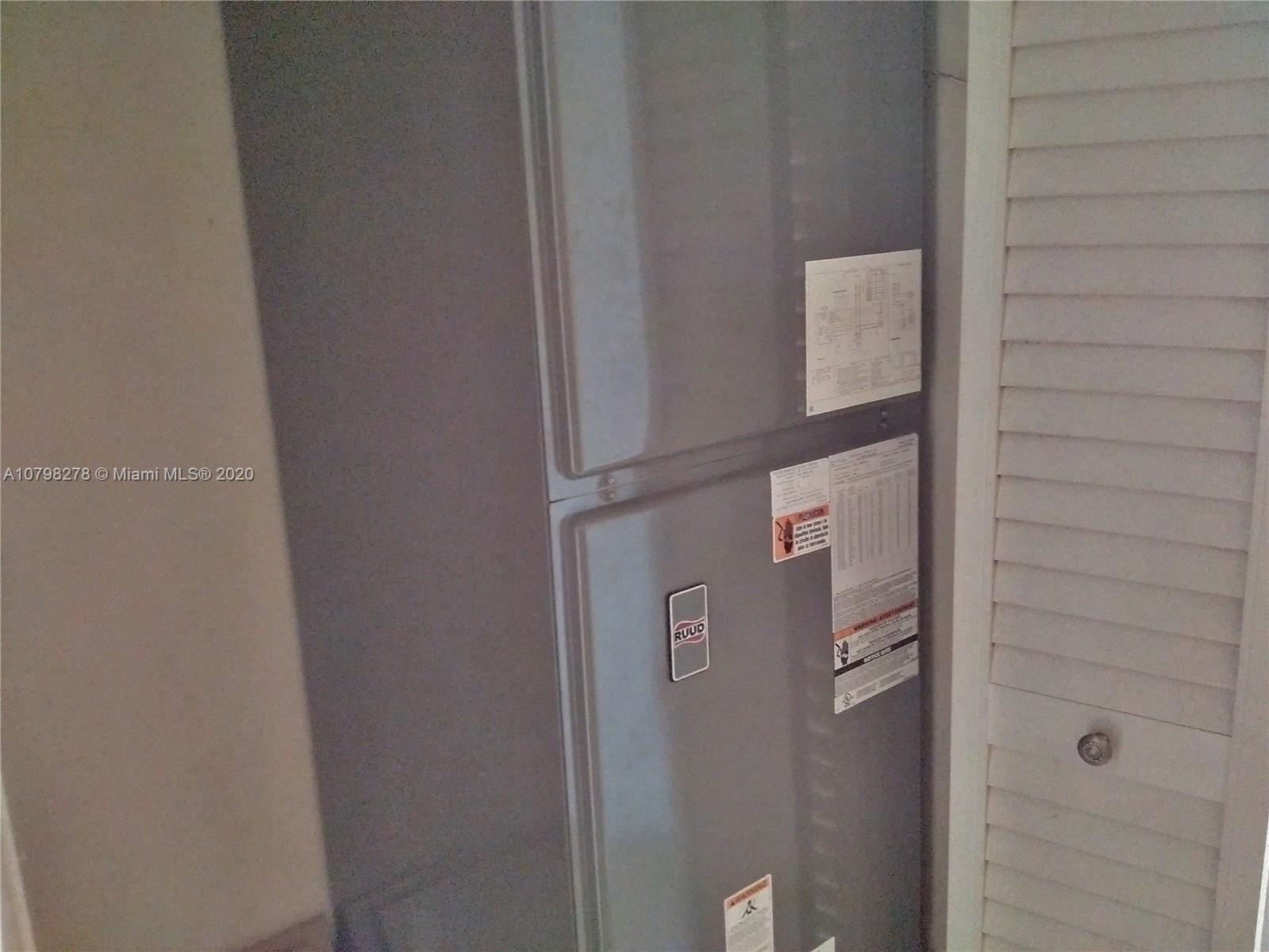 13060 Southwest 263rd Terrace Homestead, FL 33032 - Photo 16 of 28 a close view of door