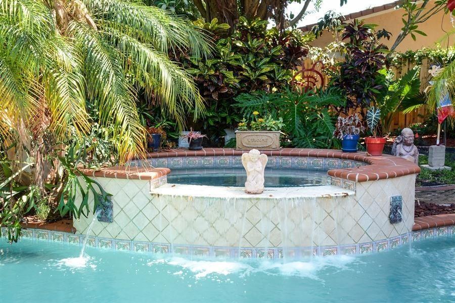 134 Seville Road West Palm Beach, FL 33405 - Photo 7 of 22 Spa