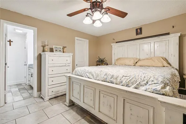 $305,000 | 1929 Jean Lafitte Boulevard, Lafitte, LA 70067