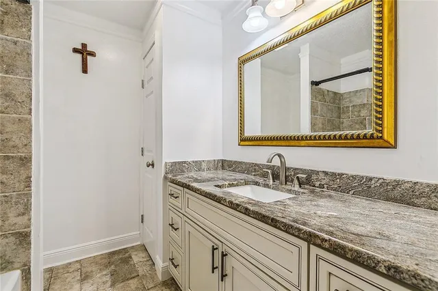 $305,000 | 1929 Jean Lafitte Boulevard, Lafitte, LA 70067