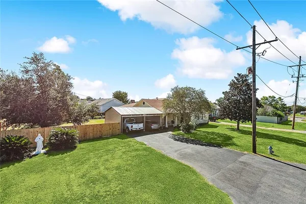 $305,000 | 1929 Jean Lafitte Boulevard, Lafitte, LA 70067
