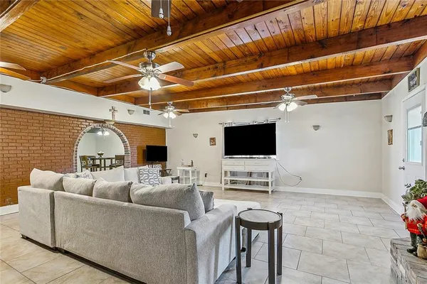 $305,000 | 1929 Jean Lafitte Boulevard, Lafitte, LA 70067