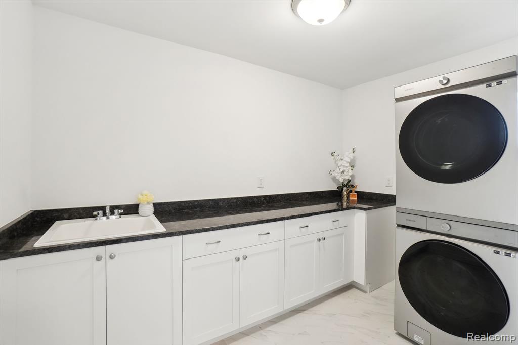 49793 Split Rock Road Macomb, MI 48044 - Photo 36 of 47 Gallery Image 36