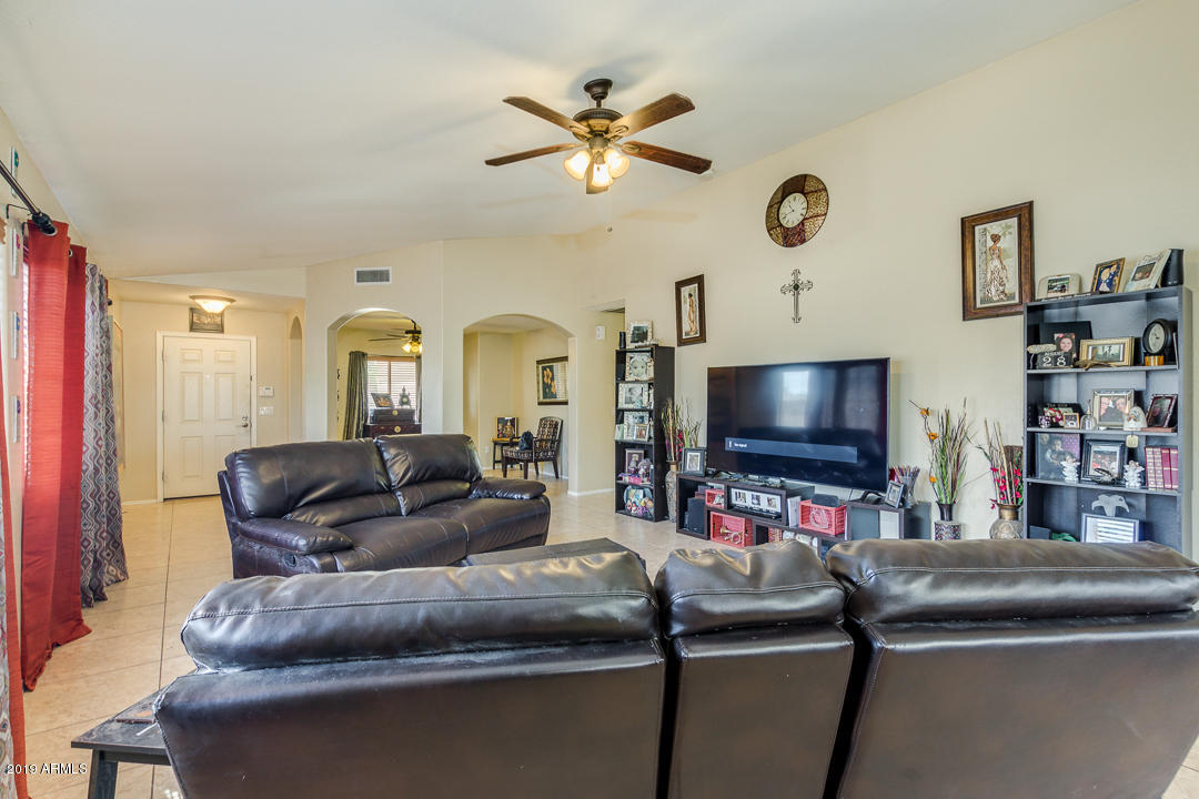 5112 West Pecan Road Laveen, AZ 85339 - Photo 4 of 30 04-Pecan