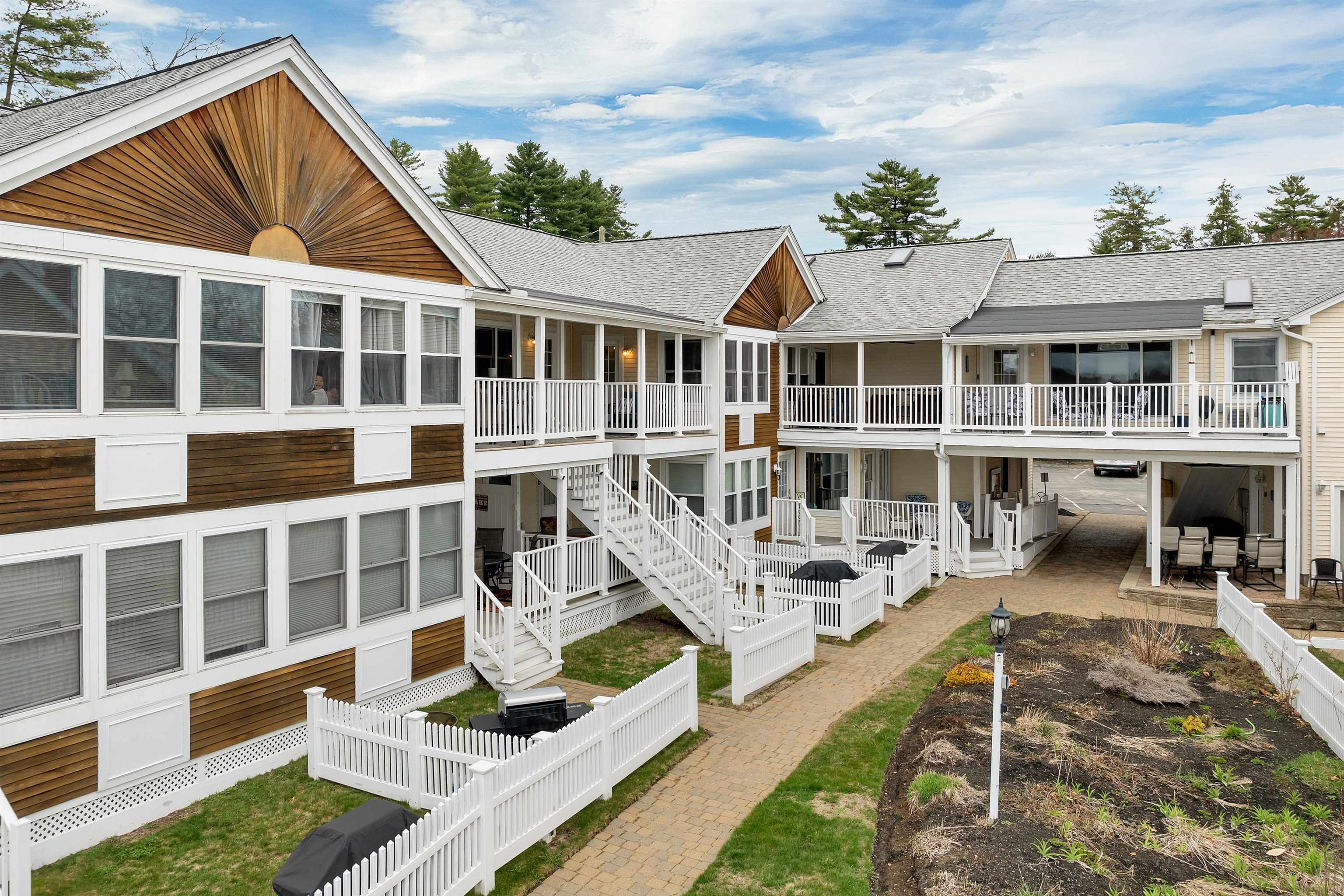 16 Hill Road, Unit 9 Tilton, NH 03276 - Photo 30 of 70