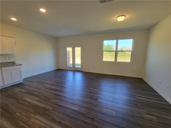 $1,850 | 209 Swindon Drive, McDonough, GA 30253