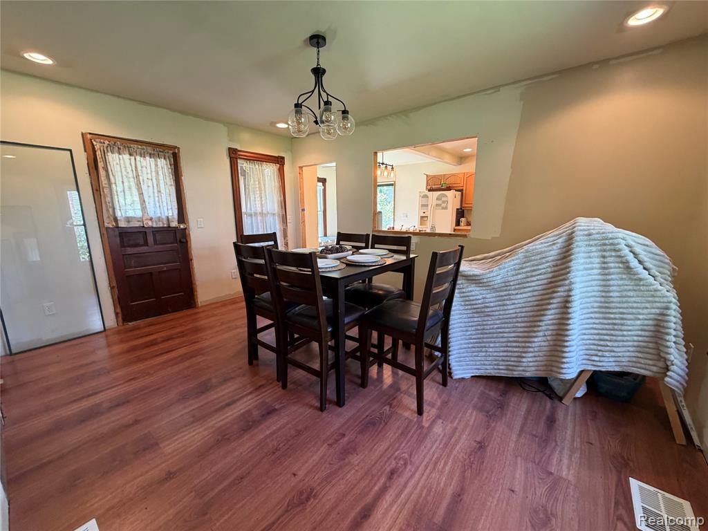 208 East Mill Street Capac, MI 48014 - Photo 9 of 26