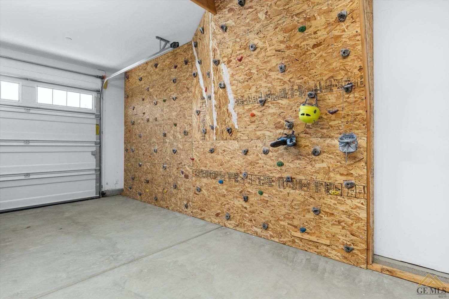 Undisclosed Address Bakersfield, CA 93311 - Photo 33 of 64