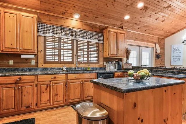 $595,000 | 350 Lee Paul Road, Hawkinsville, GA 31036