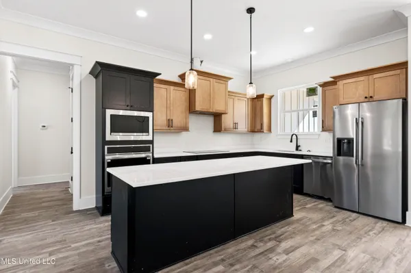 $325,000 | 3 Shadow Wood Drive, Perkinston, MS 39573