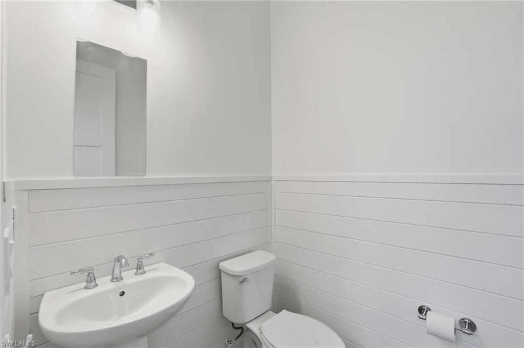 115 Cambria Lane Naples, FL 34112 - Photo 27 of 38