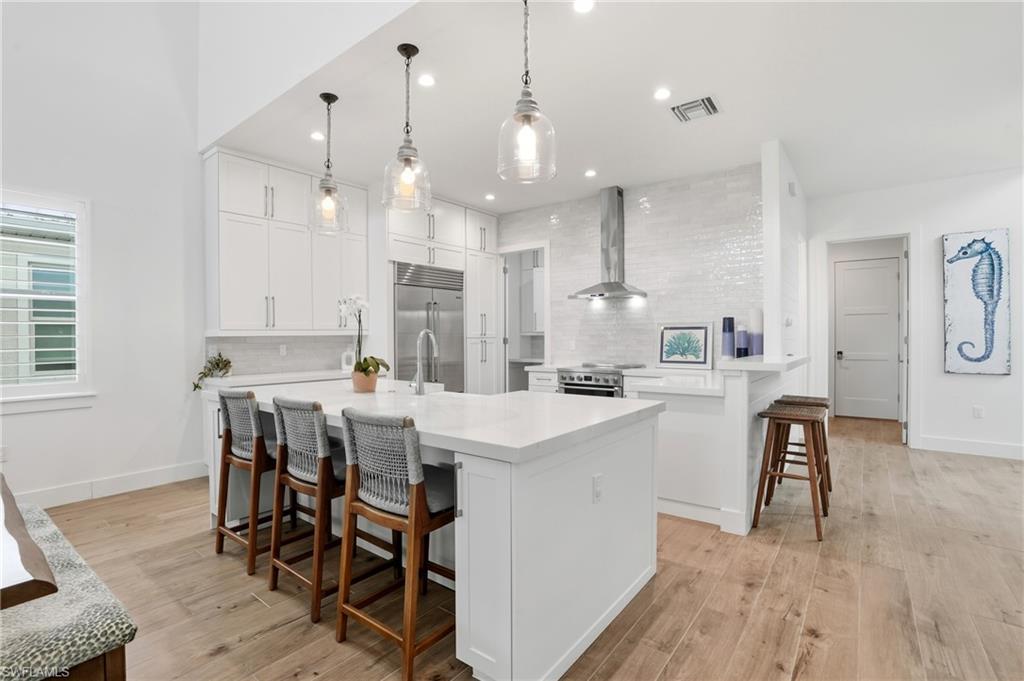 115 Cambria Lane Naples, FL 34112 - Photo 3 of 38