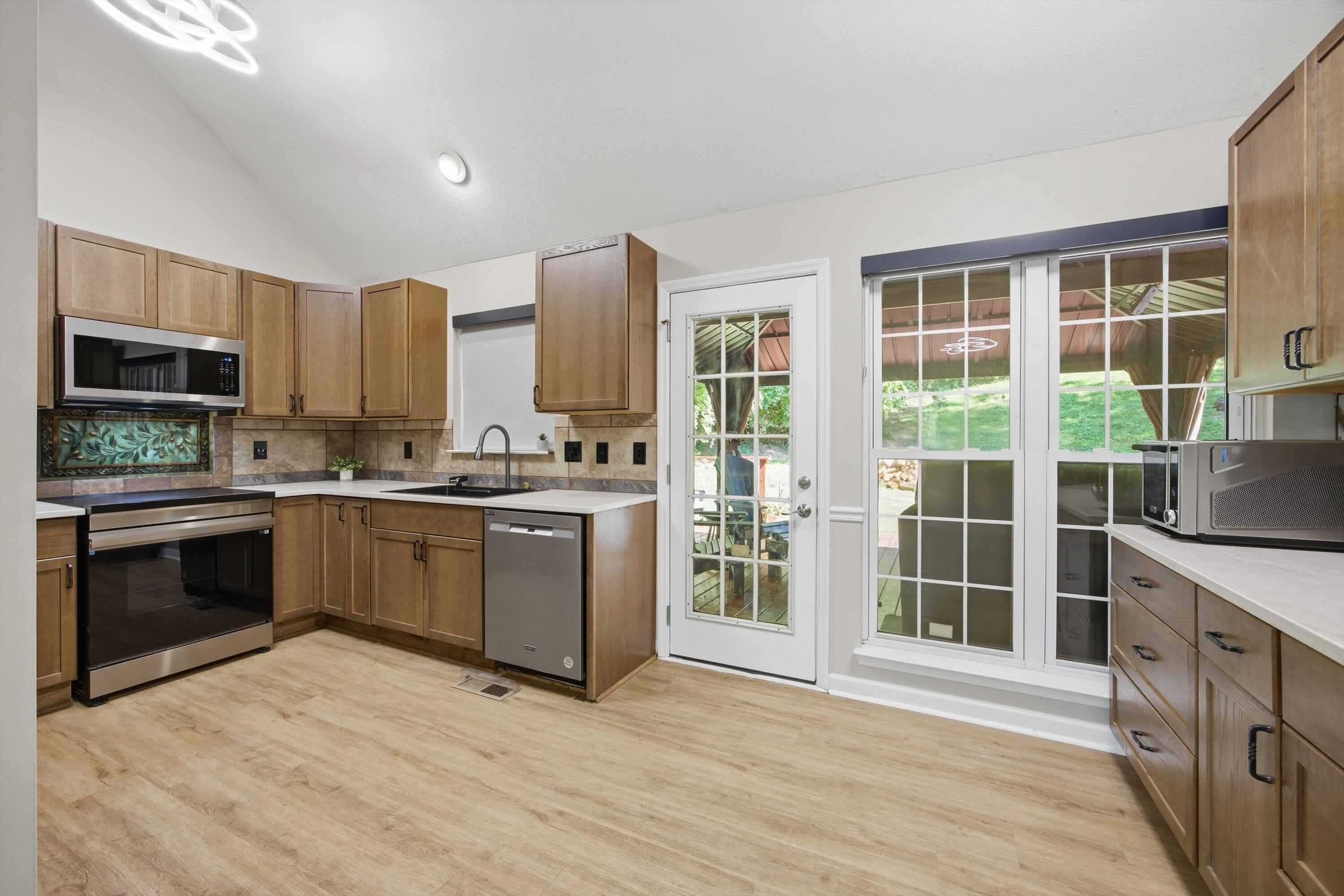 224 Allen Road Chattanooga, TN 37415 - Photo 14 of 33 14-090A9473