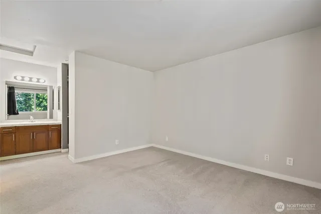 $2,300 | 3926 243rd Place Southeast, Unit H304, Bothell, WA 98021